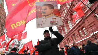 Режиссер Владимир Бортко приступил к съемкам фильма о Иосифе Сталине, над сценарием которого, по его словам, работал 15 лет. Автор заявляет, что хочет показать советского вождя таким, каким он был «на самом деле», и считает своей задачей развеять сложившиеся о нем представления со времён ХХ съезда КПСС.