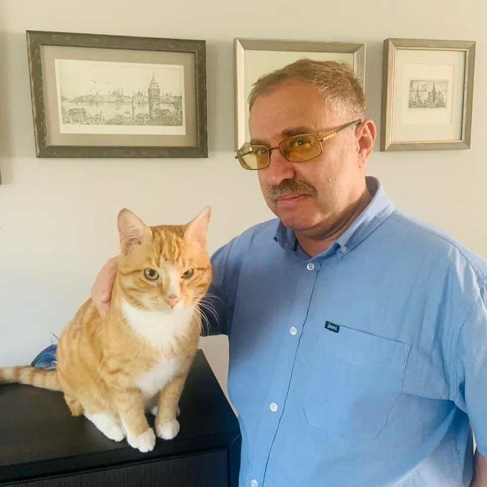 Кассационный суд отменил штраф в 30 тыс. руб., назначенный за антивоенные посты: по статье о «дискредитации армии» срок давности 90 дней истёк до вынесения постановления.