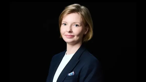 С 1 сентября администраторы доменных зон .ru, .рф и .su обязаны пройти идентификацию через портал Госуслуг. Новые правила побуждают компании пересмотреть управление и защиту своих цифровых активов.