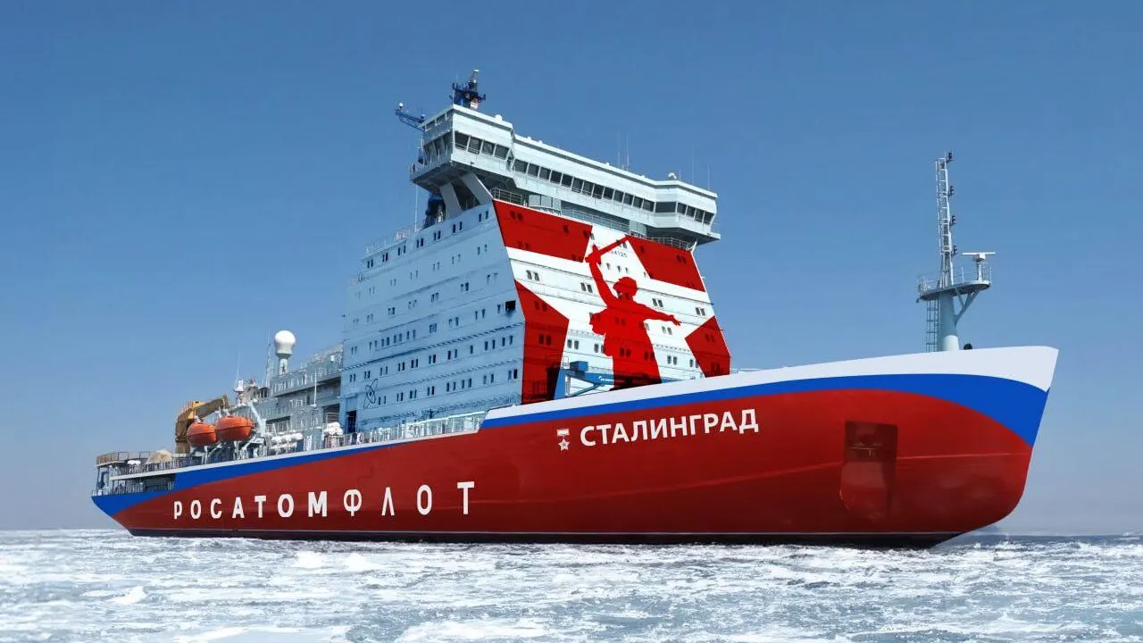 Рассматриваются два варианта: единый портовый сбор с экспортных грузов или плата до $2,75 с тонны на Северном морском пути в 2027–2035 годах — это может принести до 138 млрд рублей.