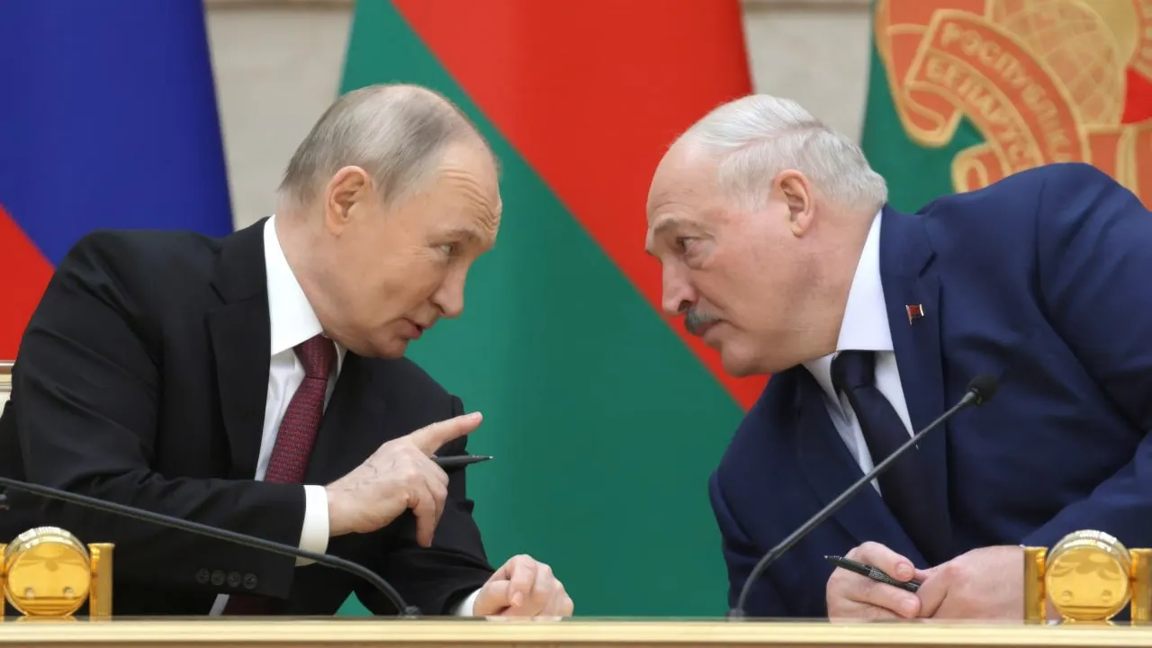 26 июня лидеры России и Беларуси встретились без аккредитованных СМИ; официально обсуждали региональную безопасность, торгово‑экономическое взаимодействие и проекты Союзного государства.