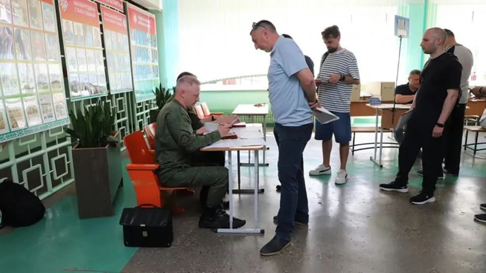 Минобороны Беларуси проводит плановые мобилизационные учения в приграничной Гродненской области. Власти заявляют о проверках запасников и отработке призыва, на фоне усиленного давления со стороны России и требований об участии в эскалации конфликта.