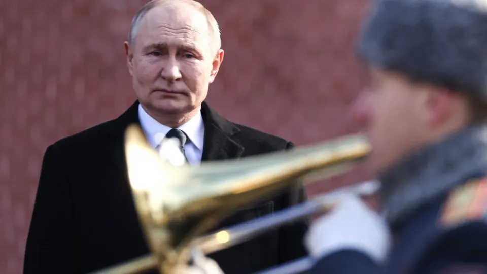 На ПМЭФ президент заявил о возможном использовании нового ракетного комплекса в населённых пунктах Украины, подтвердил намерение контролировать Донбасс и рассказал о «последних достижениях» на фронте.