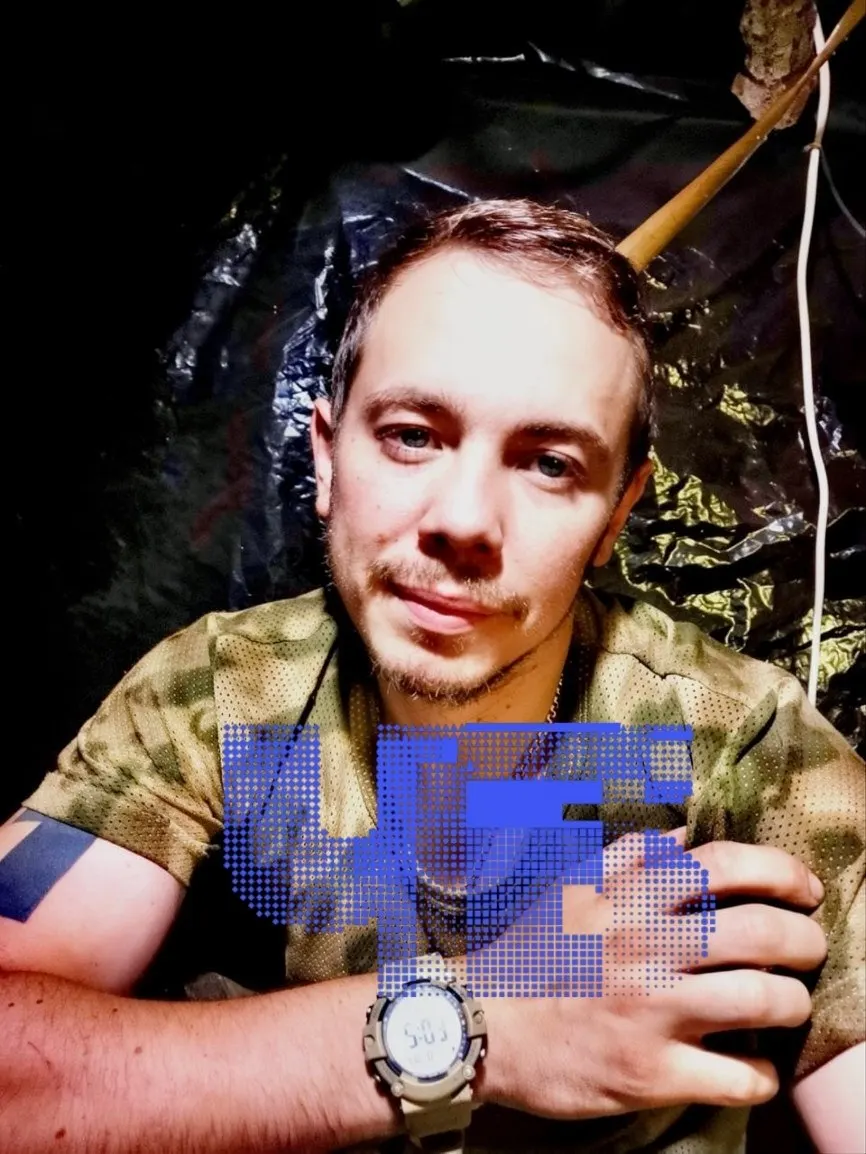 Родители Игоря Сивкова узнали, что его похоронили в Калининградской области без уведомления; отец обвиняет военные ведомства и указывает на закон, который лишает родителей права распоряжаться телом.