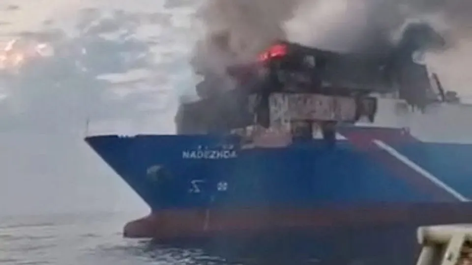 Атаки на суда в Черном море и расширение санкций вынуждают перераспределять потоки импорта через альтернативные порты, что ведёт к росту расходов и сроков доставки.