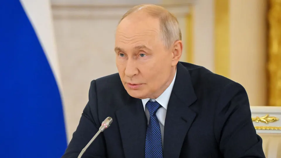 Глава государства поручил правительству рассмотреть план восстановления логистических центров и инфраструктуры после серии атак, повлиявших на крупные склады по всей стране.