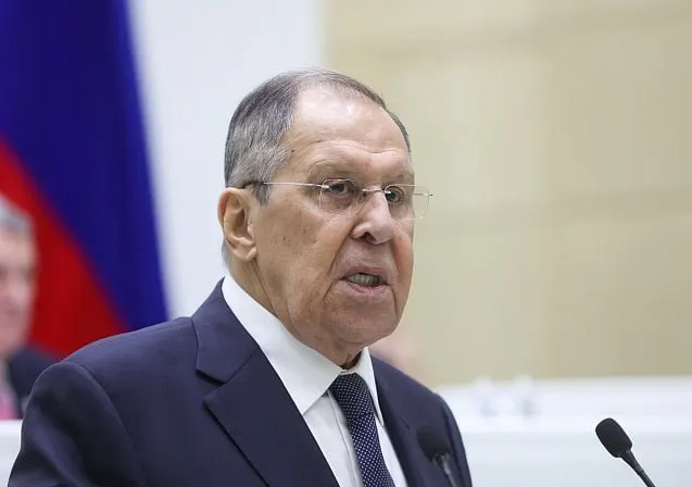 Лавров заявил, что закрытие генконсульства в Бонне и Русского дома в Берлине после инцидента с беспилотником демонстрирует, что уроки истории не выучены.