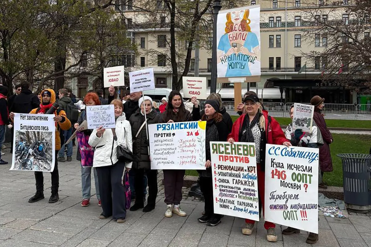 Разбор причин слабой экологической повестки в партийной политике и роли действующих движений.