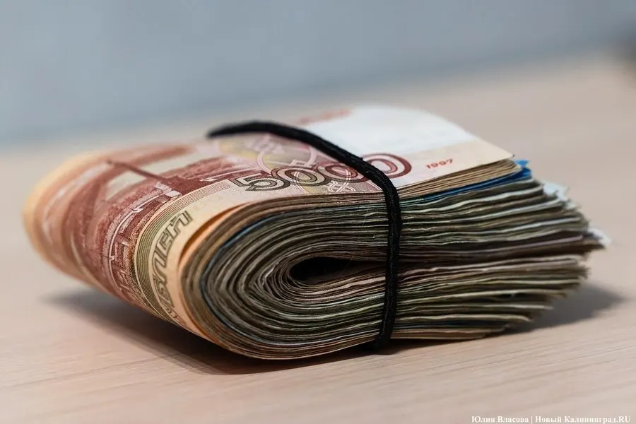 Объем выдачи потребительских кредитов в регионе достиг 212,8 млрд рублей, совокупный кредитный портфель — 263,4 млрд рублей, рост объясняется снижением ставки.